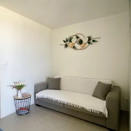 Magnifique T2 Climatise Avec Terrasse A - Fr-1-748-7 * Canet-en-Roussillon