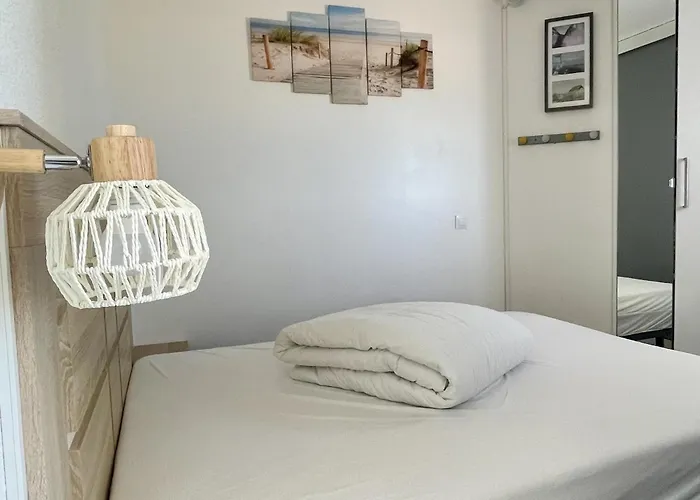 Magnifique T2 Climatisé Avec Terrasse à - Fr-1-748-7 Appartement